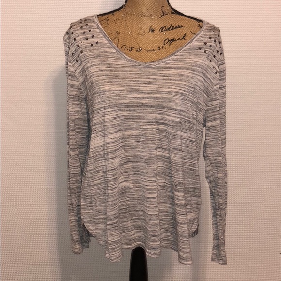 Faded Glory Long Sleeve. - Picture 1 of 5